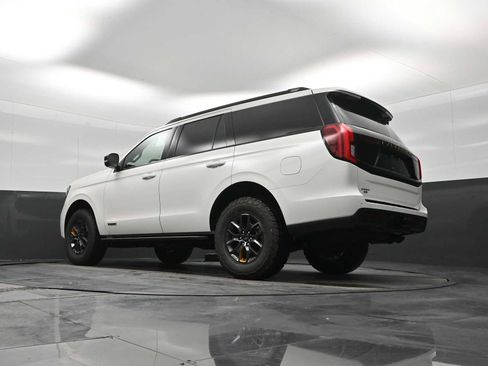 New 2026 Ford Expedition Tremor image 22