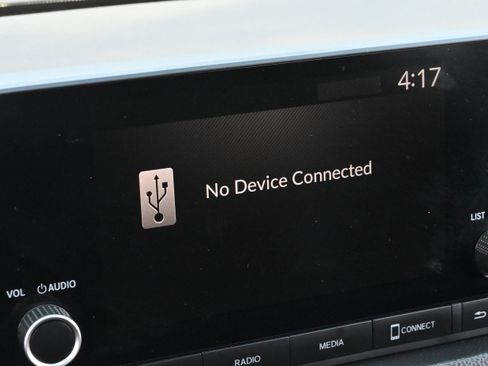 Used 2023 Honda Civic Sport image 27