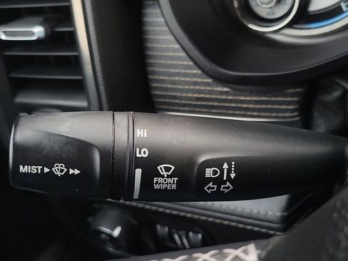 Used 2020 RAM 1500 Limited w/ Black Appearance Package image 30