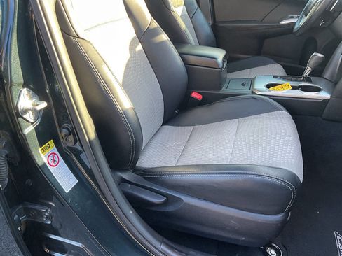 Used 2012 Toyota Camry SE image 16
