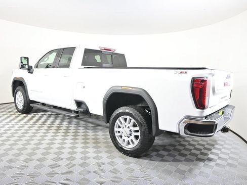 Used 2024 GMC Sierra 3500 SLE w/ SLE Value Package AWD/4WD image 4