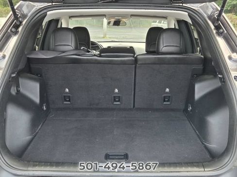 Used 2019 Jeep Cherokee Latitude Plus FWD image 13