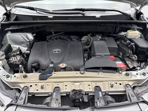 Used 2018 Toyota Highlander Limited image 28