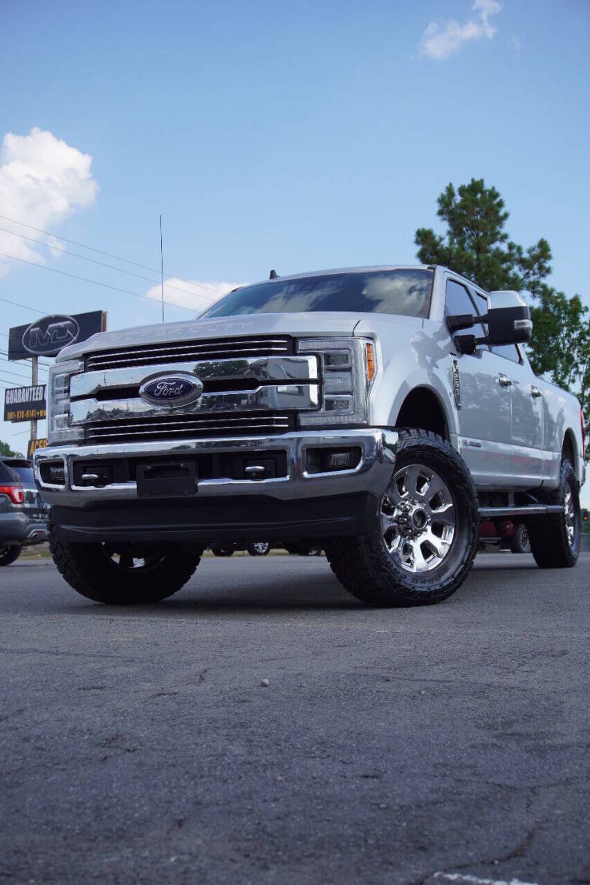 Used 2019 Ford F250 Lariat w/ Lariat Ultimate Package AWD/4WD image 1