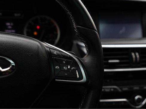 Used 2019 INFINITI QX30 AWD image 12