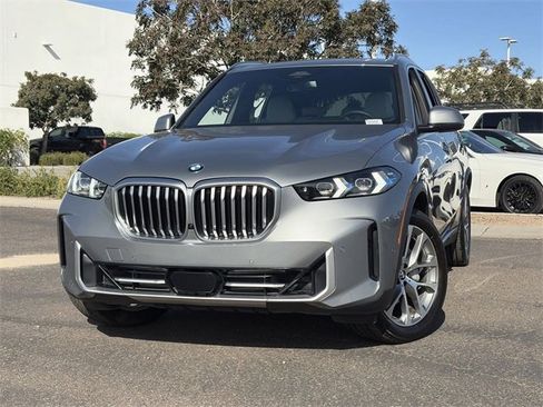 Certified 2024 BMW X5 sDrive40i w/ Premium Package image 4