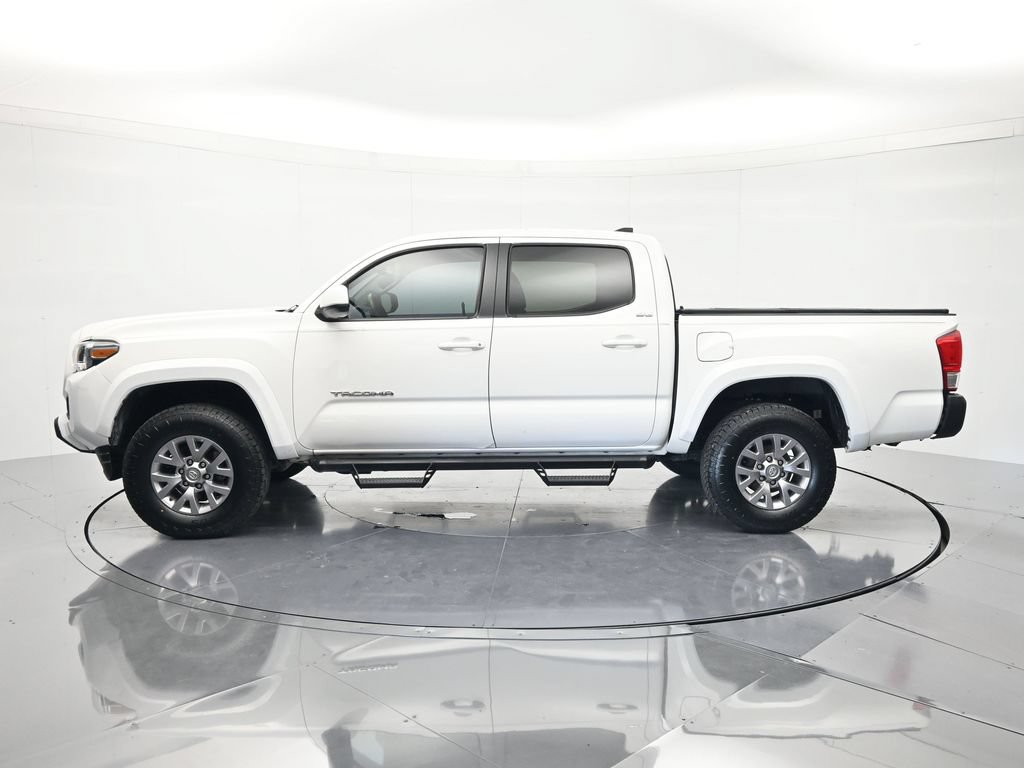Used 2017 Toyota Tacoma SR5 w/ Tow Package AWD/4WD image 8