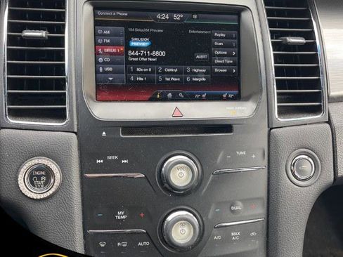 Used 2015 Ford Taurus SEL w/ Equipment Group 201A AWD/4WD image 13