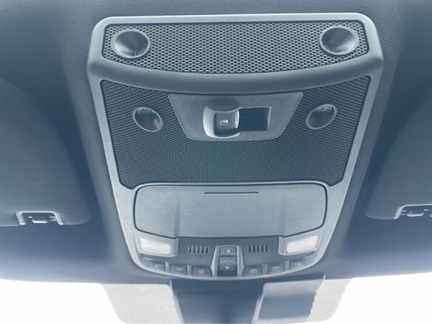 Used 2022 Ford F250 Lariat w/ Black Appearance Package image 28