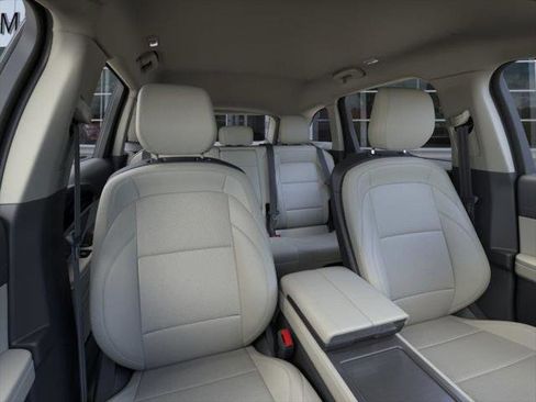 New 2026 Lincoln Nautilus Premier image 10