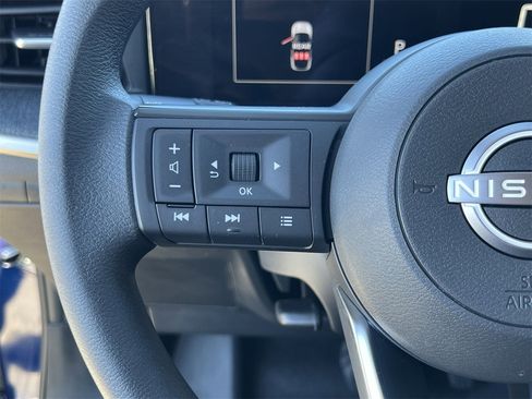 Certified 2025 Nissan Kicks SV w/ SV Premium Package image 11