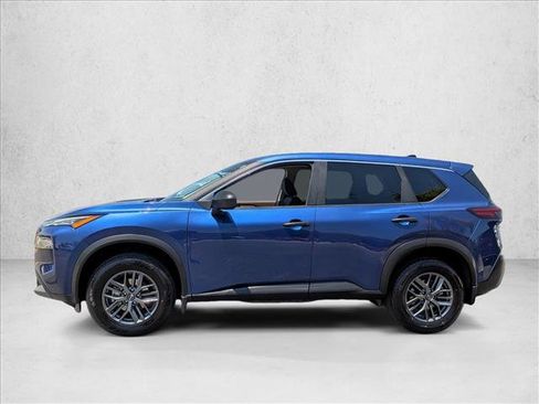 Used 2023 Nissan Rogue S FWD image 4