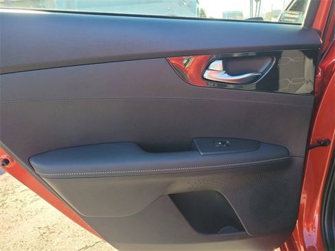 Used 2024 Kia Forte GT-Line image 14