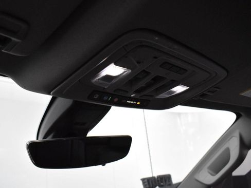 Used 2021 GMC Sierra 3500 Denali w/ Denali Ultimate Package image 31