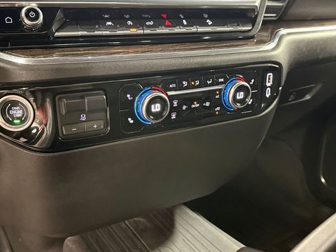 Used 2023 GMC Sierra 1500 Elevation w/ LPO, Elevation Black Package AWD/4WD image 31