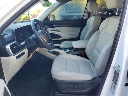 Used 2023 Kia Telluride S w/ S Sunroof Package image 16