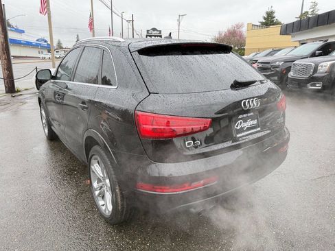 Used 2018 Audi Q3 2.0T Premium Plus w/ Premium Plus Package image 3