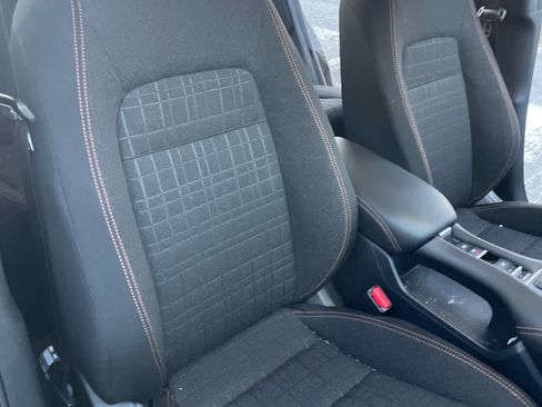 Certified 2023 Honda HR-V Sport image 9