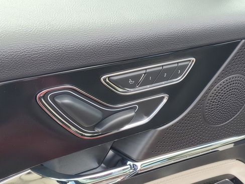 New 2026 Lincoln Corsair Reserve image 9