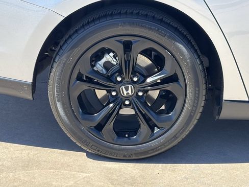 Certified 2024 Honda Accord EX image 7