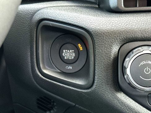 New 2026 Jeep Gladiator Sport image 28