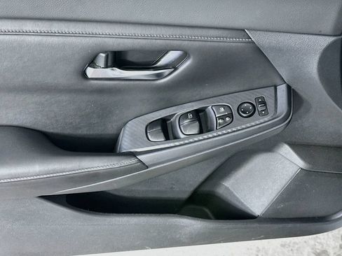 Used 2020 Nissan Sentra SV FWD image 21