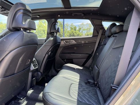 Used 2022 Kia K5 LXS FWD image 9