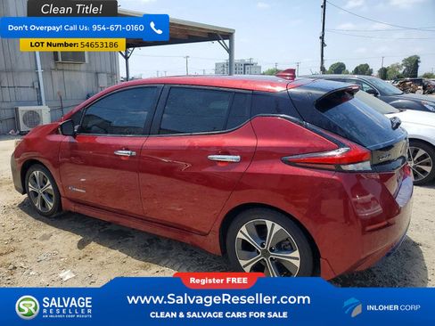 Used 2018 Nissan Leaf SV w/ SV Technology Package FWD image 3