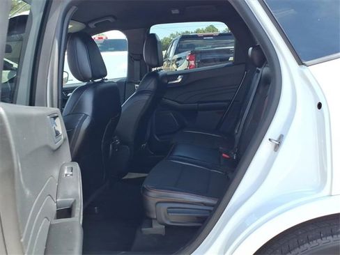 Used 2023 Ford Escape ST-Line image 17