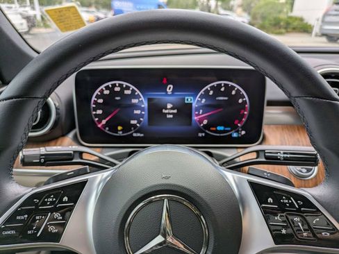 Used 2022 Mercedes-Benz C 300 Sedan image 40