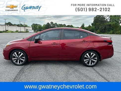 Used 2020 Nissan Versa SR w/ Convenience Package FWD image 8
