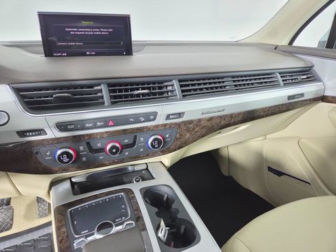 Used 2019 Audi Q7 2.0T Premium Plus w/ Premium Plus Package AWD/4WD image 20