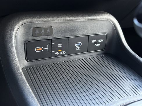 New 2026 Hyundai Kona SE image 18