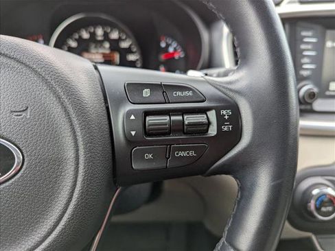 Used 2017 Kia Sorento EX w/ EX Premium Package image 14