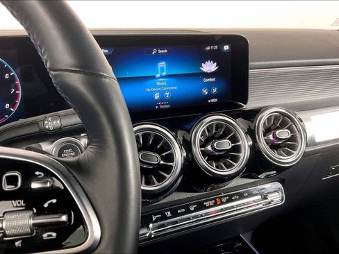 Certified 2023 Mercedes-Benz GLB 250 4MATIC image 6