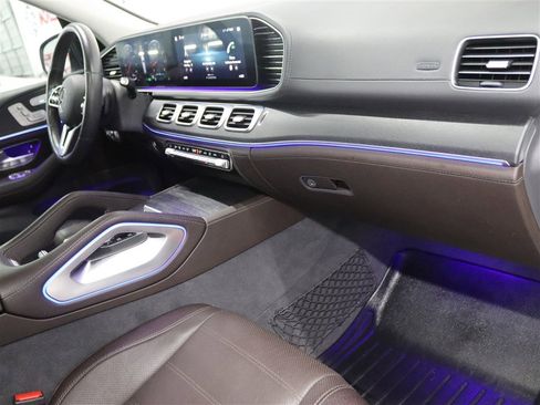 Used 2020 Mercedes-Benz GLS 580 4MATIC image 38