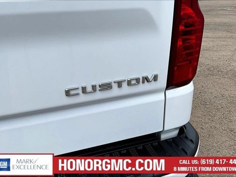 Used 2023 Chevrolet Silverado 1500 Custom RWD image 26