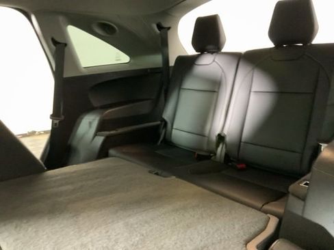 Used 2020 Acura MDX SH-AWD w/ Technology Package image 34