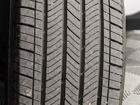 Certified 2025 Ford Escape Active FWD image 28
