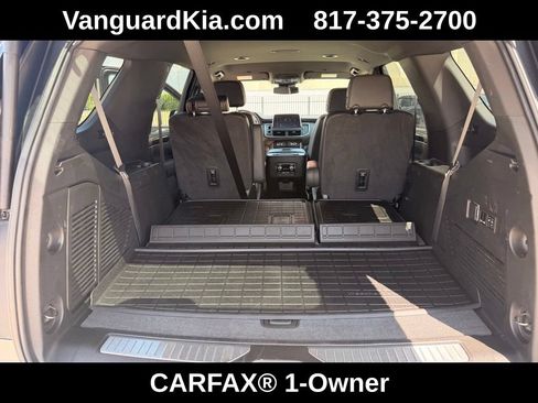 Used 2024 GMC Yukon AT4 w/ Technology Package AWD/4WD image 28