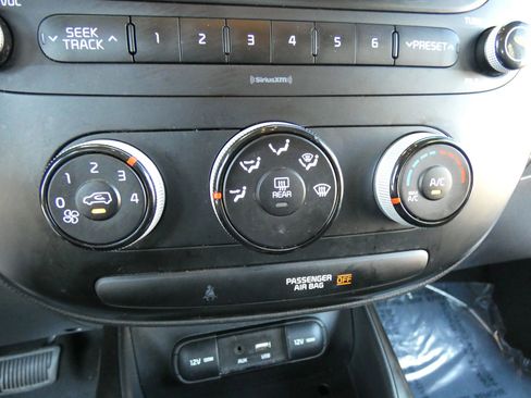 Used 2018 Kia Soul image 53