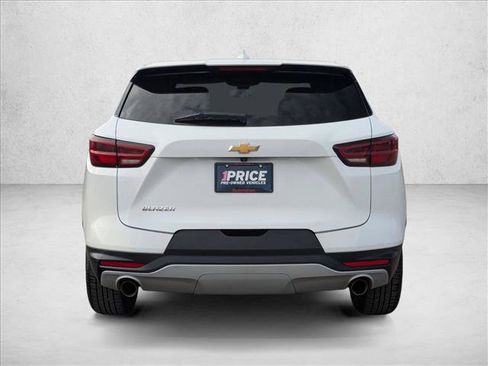 Used 2025 Chevrolet Blazer LT image 7