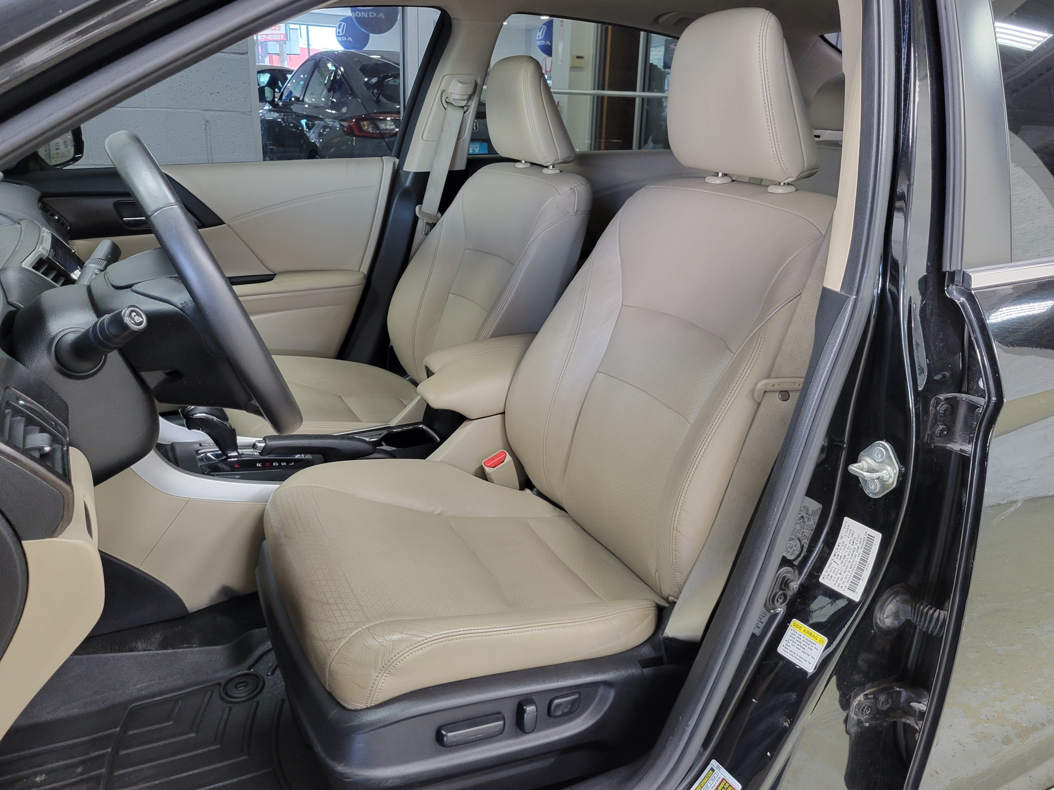 Used 2015 Honda Accord EX-L image 13