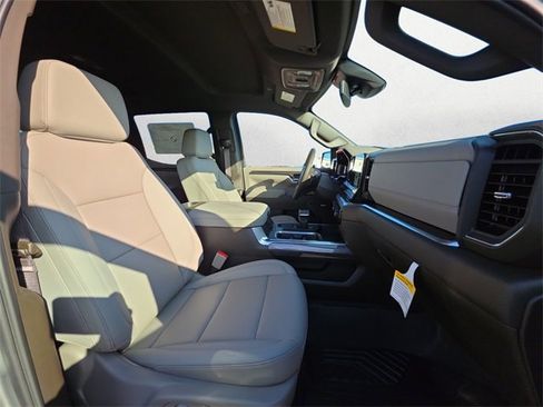 New 2026 Chevrolet Silverado 1500 LTZ image 15
