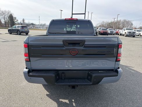 Used 2025 Nissan Frontier PRO-4X w/ Pro Premium Package image 7