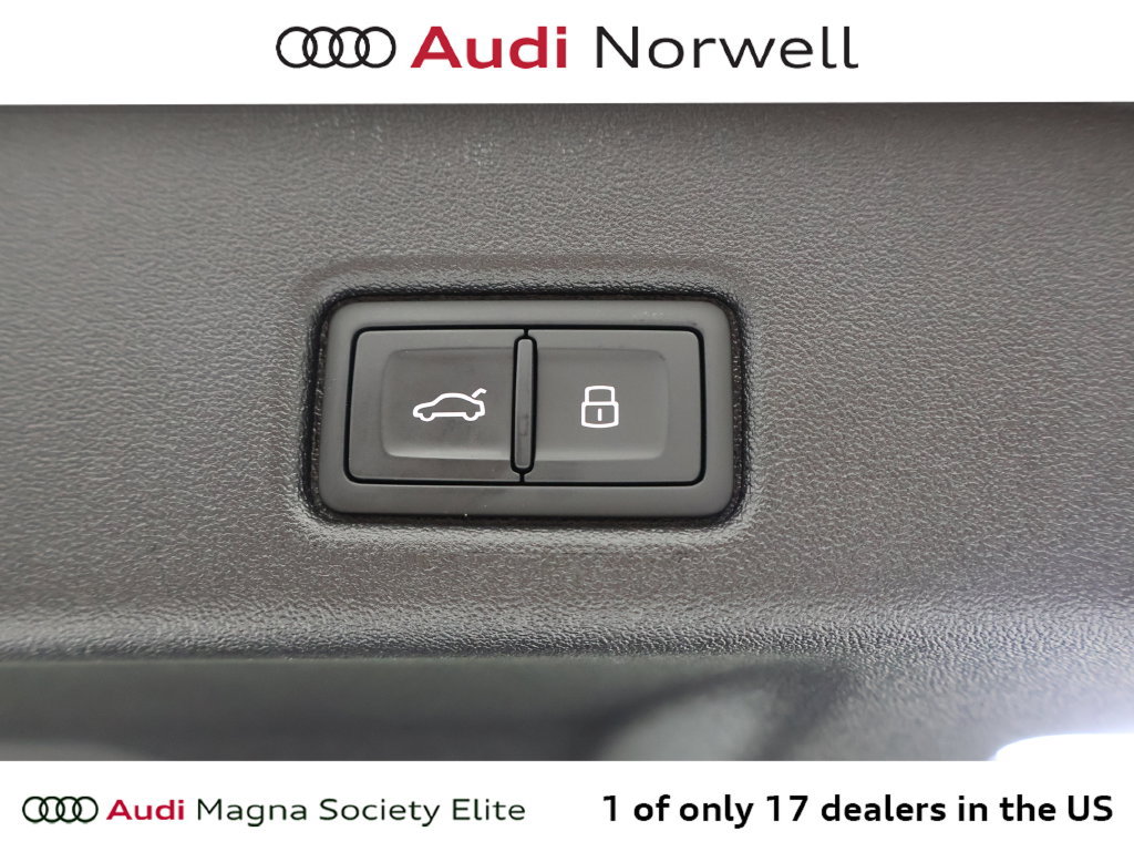 Certified 2025 Audi Q5 Premium w/ Premium Plus AWD/4WD image 17