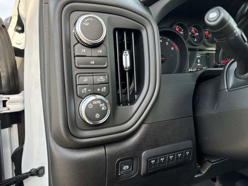 New 2026 GMC Sierra 2500 Pro w/ Convenience Package image 37