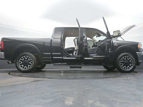 Used 2022 RAM 2500 Limited image 61