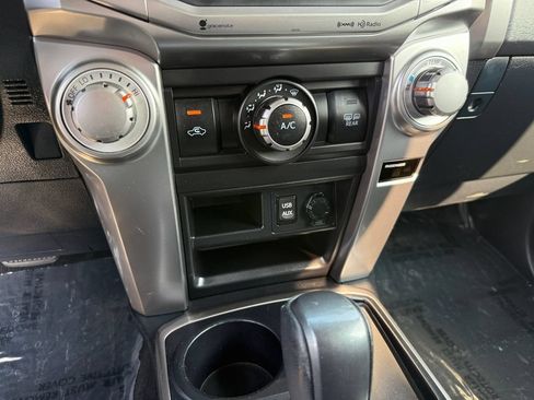 Used 2016 Toyota 4Runner SR5 RWD image 20