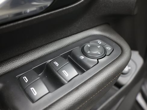Used 2021 GMC Terrain SLT AWD/4WD image 13
